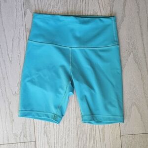 SOLD Women's Lulu Lemon Short